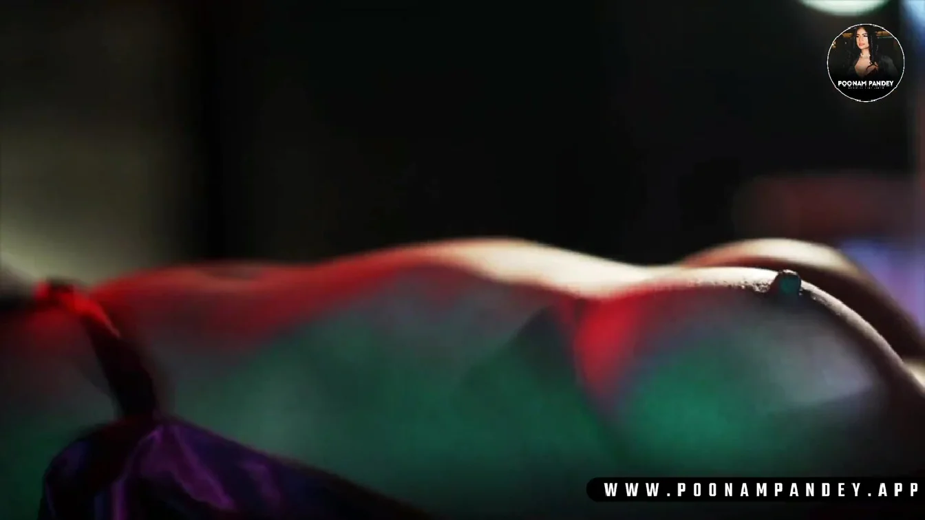 Fingering Morning PoonamPandey